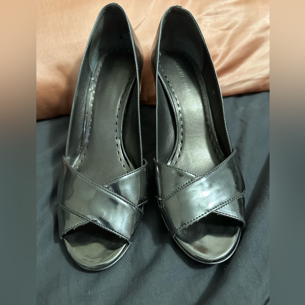 Gianni Bini Silver heels